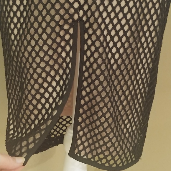 ENDLESS ROSE🌹Gorgeous Sheath Dress Black over Tan - Picture 13 of 13